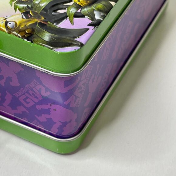 Plant vs Zombies Collectible Tin Lunchbox Game Carry Case Nerd Block GW2 2016 - Picture 12 of 16